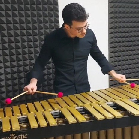 Il percussionista Alibrando Salvatore